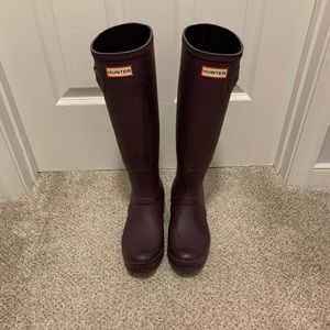 Hunter Boots in Plum